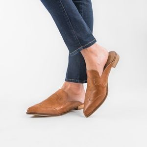 Mi.iM Kendrick Mule Shoe size 10
